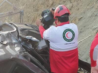  تصادف پراید و وانت در جاده منوجان ۴ جانباخته و ۳ مصدوم برجای گذاشت