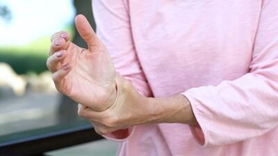  زنان از این سن به بعد ابتلا به پوکی استخوان را بررسی کنند