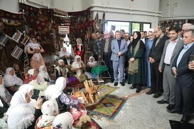  پرونده ثبت جهانی شهر گلیم عنبران آماده شد / شبکه فروش گلیم عنبران در سراسر کشور راه‌اندازی می‌شود