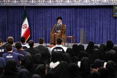 رهبر انقلاب: جوانان ایرانی نیروی فوق‌العاده خود را صرف کشور کنند