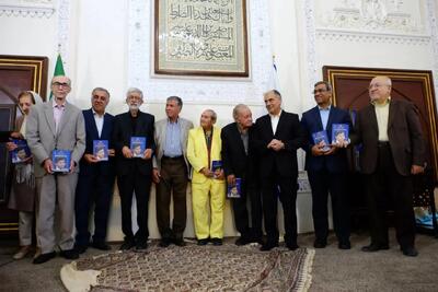 آیین نکوداشت مقام فرهنگی و ادبی محمدجعفر یاحقی برگزار شد