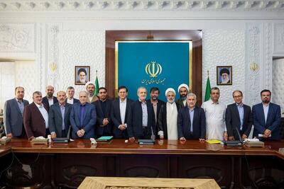  پزشکیان: روا نیست منابع معیشتی مردم صرف حقوق ساختارهای ناکارآمد شود