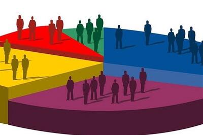 اختریان: کاهش جمعیت زنگ خطری است که باید با نقش‌آفرینی بانوان پاسخ داد