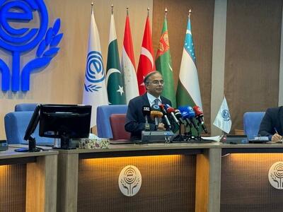 مجیدخان: سازمان اکو باید سهم خود در تجارت جهانی را افزایش دهد