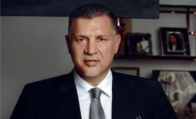  مرحوم مهرداد میناوند در مراسم عروسی علی دایی (عکس)