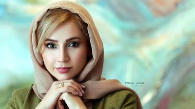 تیپ بچگانه و عروسکی شبنم قلی‌خانی در تئاتر