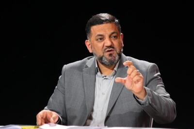 عظیمی‌راد: اسناد بالادستی و رهبر انقلاب محدودیتی برای سن تربیت معلم قائل نیستند