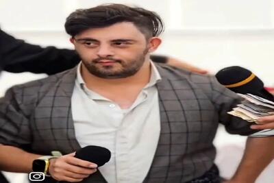  آواز محلی؛ ایول به خواننده که گذاشت جوون سندروم داون بخونه ولی مهمونا سنگ تموم گذاشتن
