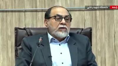 ظریف متخصص دروغ و چاخان است!