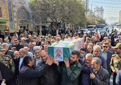 پیکر «حبیب آدینه‌پور» جانباز 70 درصد شهید در مشهد تشییع شد تصاویر - تسنیم