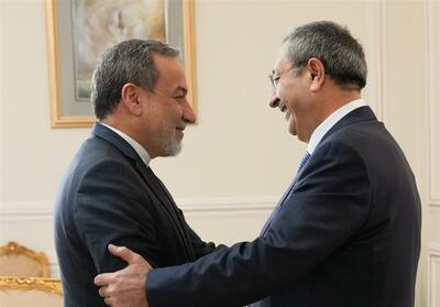 عراقچی در دیدار با مقام جمهوری آذربایجان: باید به تمامیت ارضی کشورها احترام گذاشت - تسنیم