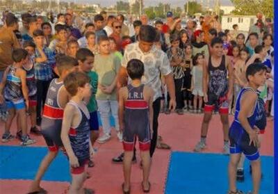 برگزاری همایش پیاده‌روی خانوادگی در دیلم - تسنیم