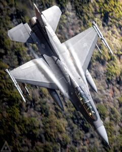  عکاسی از پرواز جنگنده های F-16D‌