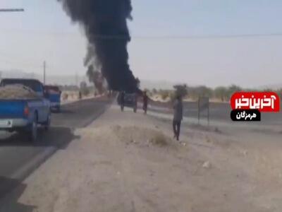  آتش‌سوزی خودروی حامل سوخت قاچاق در یک روستای میناب