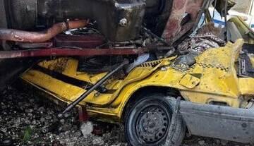 تصادف مرگبار 2 پراید با یک کمپرسی؛ دو هموطن جان‌باختند