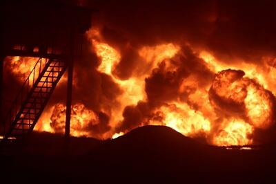  آتش‌سوزی‌های مرموز در پالایشگاه‌های مجارستان و رومانی (فیلم)