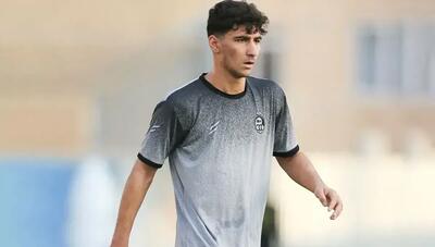  معمای هافبک دفاعی استقلال حل شد؛ فرصت بزرگ برای  رزاقی‌نیا  ۱۹ ساله