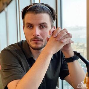  تاریخ وبگردی | تصویری سلفی در ماشین از دارا حیایی در کنار مادرش که وایرال شده