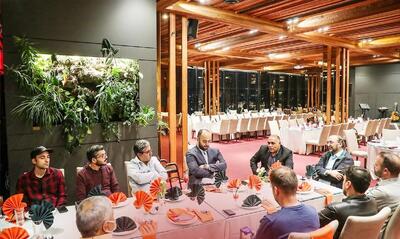  نشست هم‌اندیشی باشگاه ابومسلم ثامن با مدیران و دبیران ورزشی رسانه‌های خراسان رضوی برگزار شد