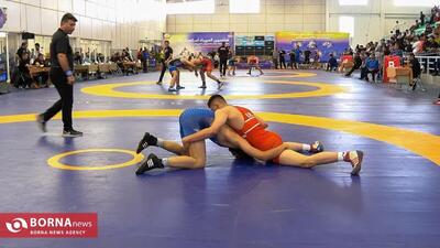  رقابت‌های کشتی المپیاد استعداد‌های برتر کشور به میزبانی خانه کشتی دهکده المپیک ثامن الائمه(ع)+فیلم