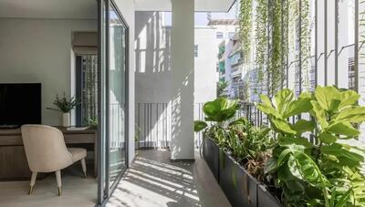  معجزه بازسازی این خانه ۲۰ ساله همه را انگشت به دهان کرد! - چیدانه