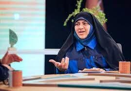  سمیه گلپور: مسیر مشاغل رسمی برای جویندگان کار جذابیتی ندارد / وضعیت معیشتی بازنشستگان انگیزه‌‍ جوانان را کاهش می‌دهد