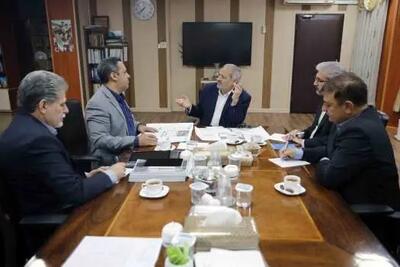  مدارس هوشمند، نیازمند برنامه درسی نوین و تحول‌گرا هستند