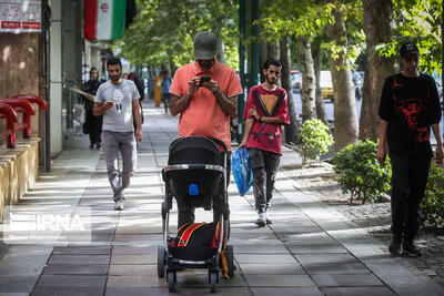  موبایل؛ همدم همیشگی یا رقیب خانواده؟