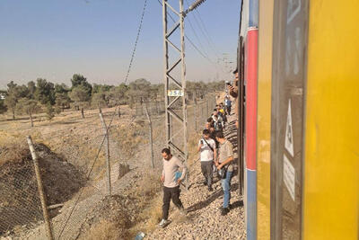  اختلال در سرویس‌دهی خط ۵ مترو (گلشهر – تهران) به‌دلیل نقص فنی برق