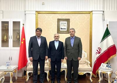  تاکید استاندار کرمان بر گسترش همکاری‌های اقتصادی با چین در دیدار با سرکنسول ایران در شانگهای