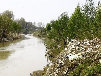  مرگ خاموش رودخانه‌ای که به فاضلاب تبدیل شد