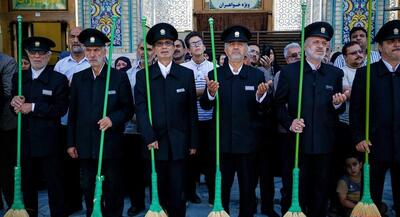  آیین جاروکشی حرم امام رضا(ع) +فیلم | جهان نیوز