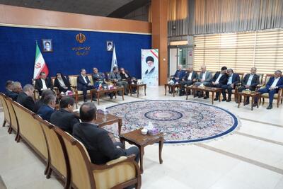  اعضای کمیسیون کشاورزی مجلس در ارومیه / نشست بررسی ظرفیت‌ها و چالش‌های بخش کشاورزی آذربایجان‌غربی برگزار شد