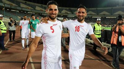  تصاویری از مراسم عروسی دوقلوهای فوتبال ایران را ببینید / لباس متفاوت عروس های زیبا