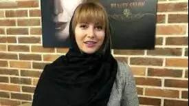  نگاهی به مد زمستانی فریبا نادری؛ کاپشن لاکچری در استایل عروس حشمت فردوس