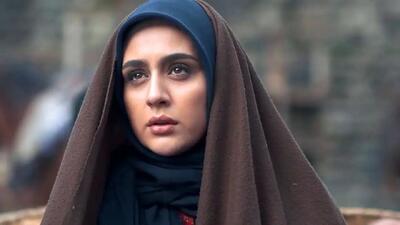  رنگ‌های مد پاییز ۲۰۲۴ به انتخاب میترا رفیع؛ استایل جذاب بازیگر محبوب از سرنوشت