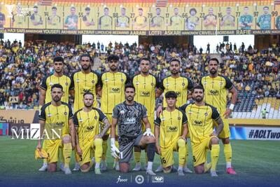 تساوی بدون گل آخال و سپاهان در پایان نیمه نخست - پارس فوتبال