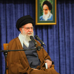 ایران خاک و خانه شماست