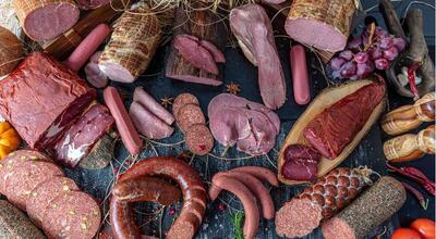  مصرف هفتگی سوسیس و کالباس خطر ابتلا به سرطان سینه را افزایش می‌دهد | شفقنا، آخرین اخبار ایران و جهان