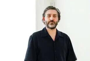 احمدرضا احمدی‌ در نقاشی هم شاعر است