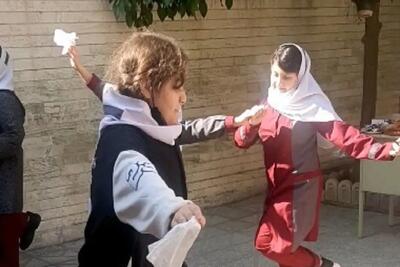 آواز محلی؛ دخترای لک تو مدرسه چه رقص دو دستمال بازی میرن از دسترس خارج شدن