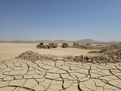  لایروبی بیش از ۲۹۰ هزار متر مکعب از مخزن بندهای تغذیه مصنوعی یزد