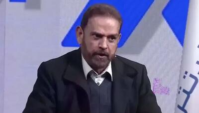فیروز کریمی مجبور به عذرخواهی شد