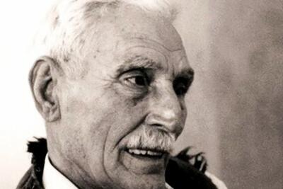 بیوگرافی جبار باغچه‌بان بنیان گذار اولین کودکستان ناشنوایان در ایران +زندگی نامه - ویدائو مگ