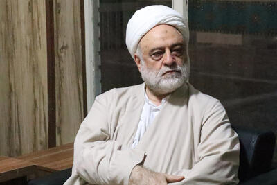 بیوگرافی حجت السلام فرحزاد کارشناس و گوینده برنامه های مذهبی صدا و سیما - ویدائو مگ