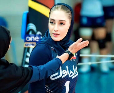  کیک تولد آیتک سلامت کاپیتان چشم رنگی و خوش قد و بالای تیم ملی