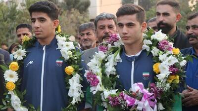  بازگشت کوراشکاران به خانه؛ استقبال گرم بجنوردی‌ها از افتخارآفرینان