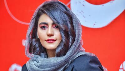 «سحر عبدالملکی» با استایل کراپ مشکی در اکران «کج پیله»؛ بازیگر زن سوژه عکاسان شد‌ (عکس)