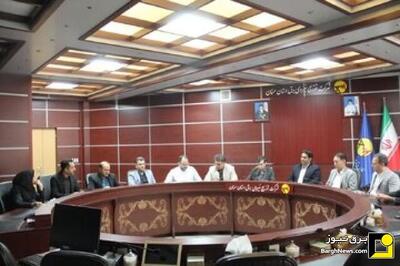  جلسه کمیته وصول مطالبات در شرکت توزیع نیروی برق استان سمنان برگزار شد