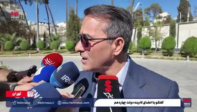 رئیس سازمان اداری و استخدامی: هیچ نیرویی را تعدیل نمی‌کنیم